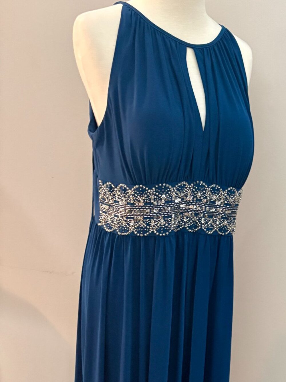 R & M Collection Long Evening Dress Sleek & Sexy Size 14p
